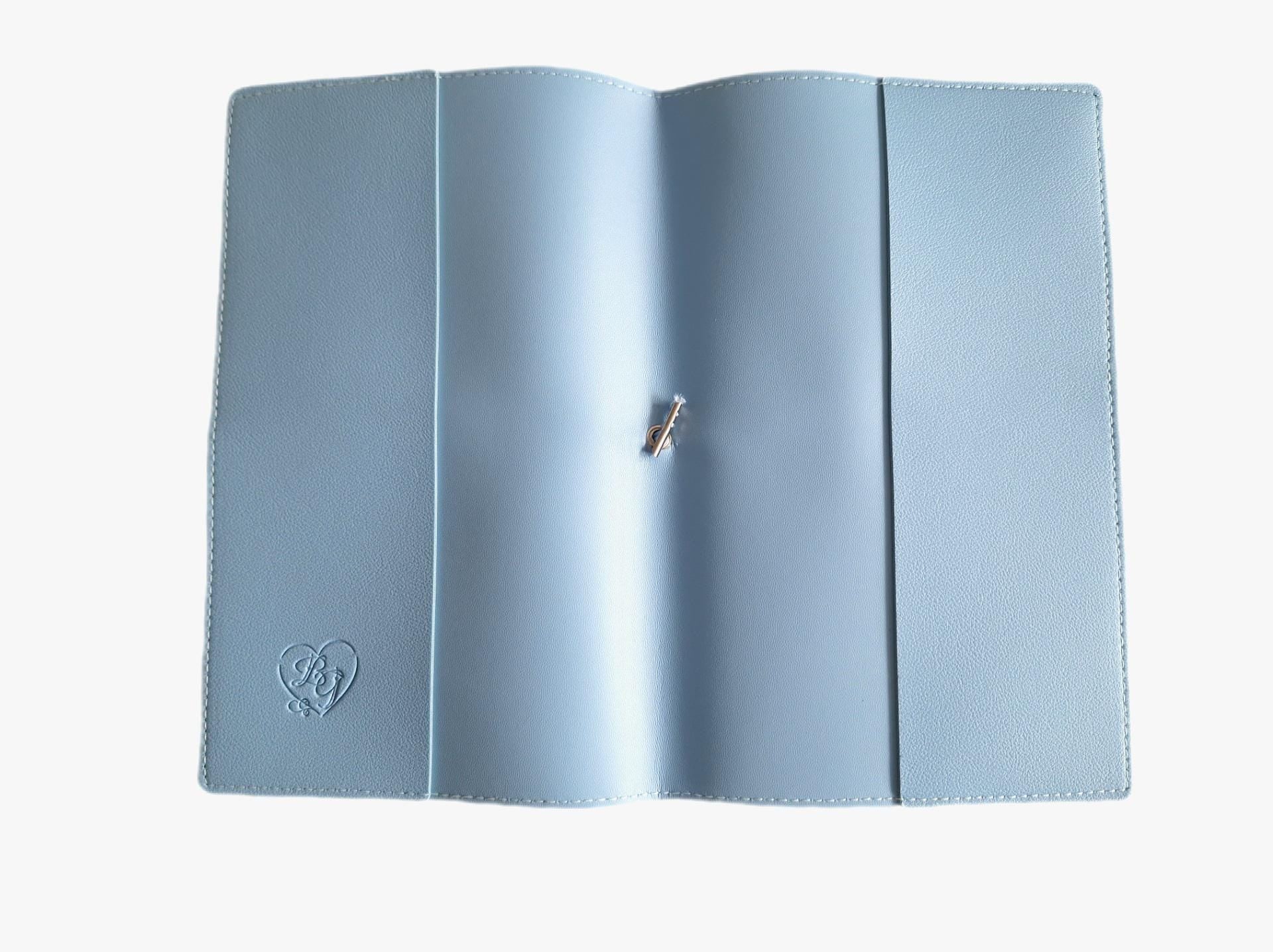 LovedbyGaby cover for the travelers journals