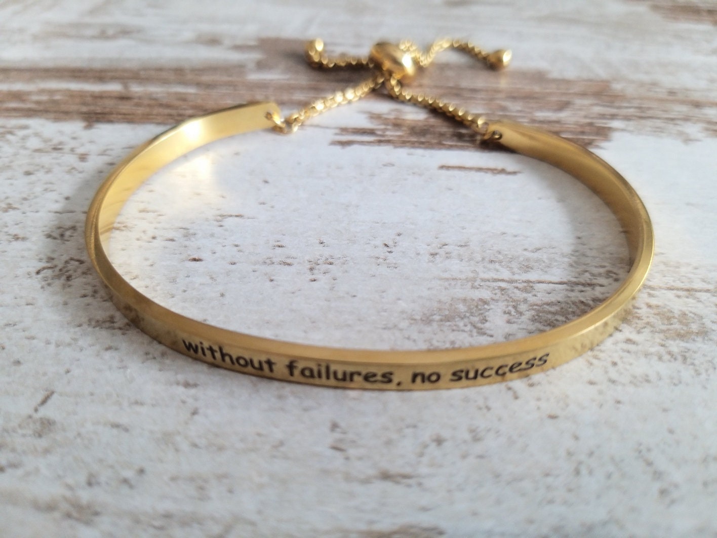 LovedbyGaby bangle bracelet "without failures"